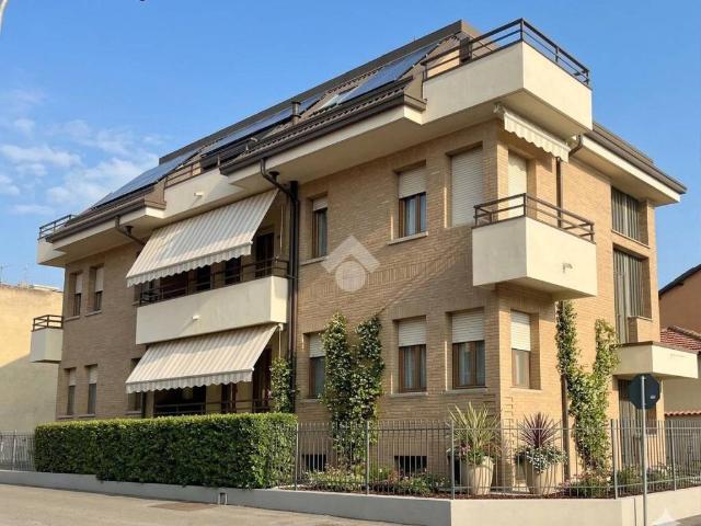 Casa indipendente in vendita a Seregno MB