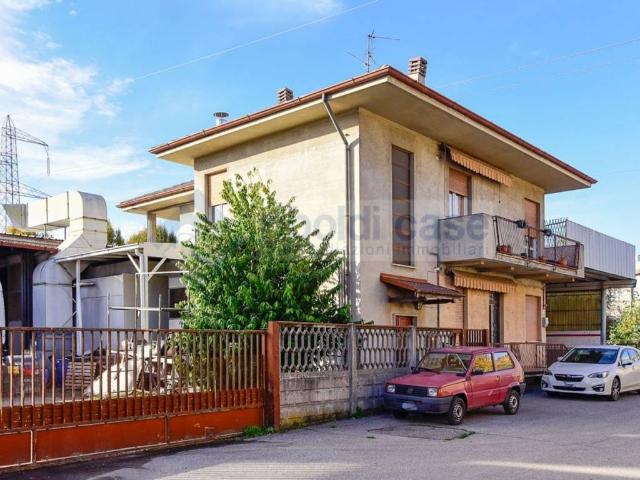 Casa indipendente in vendita a Seregno MB