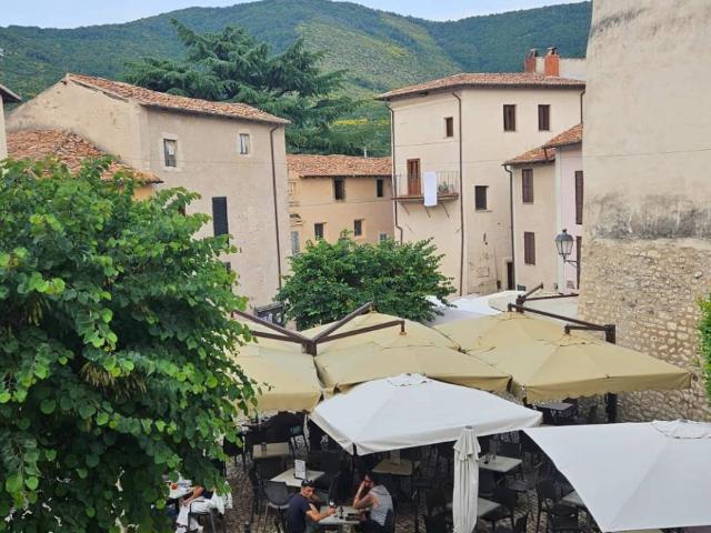 Casa indipendente in vendita a Sermoneta LT