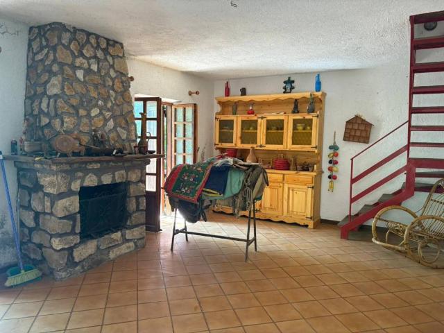 Casa indipendente in vendita a Serrone FR