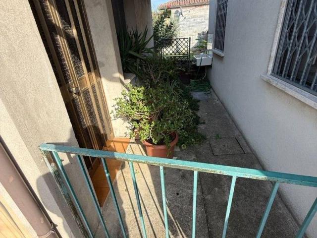 Casa indipendente in vendita a Serravalle a Po MN