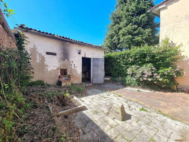 Casa indipendente in vendita a Serravalle Pistoiese PT