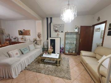 Casa indipendente in vendita a Serravalle Pistoiese PT