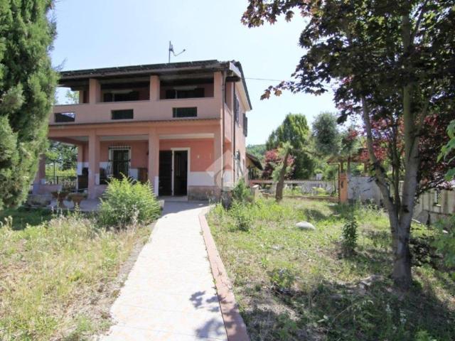 Casa indipendente in vendita a Serravalle Scrivia AL
