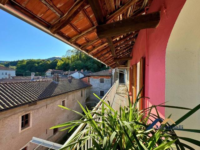 Casa indipendente in vendita a Serravalle Sesia VC