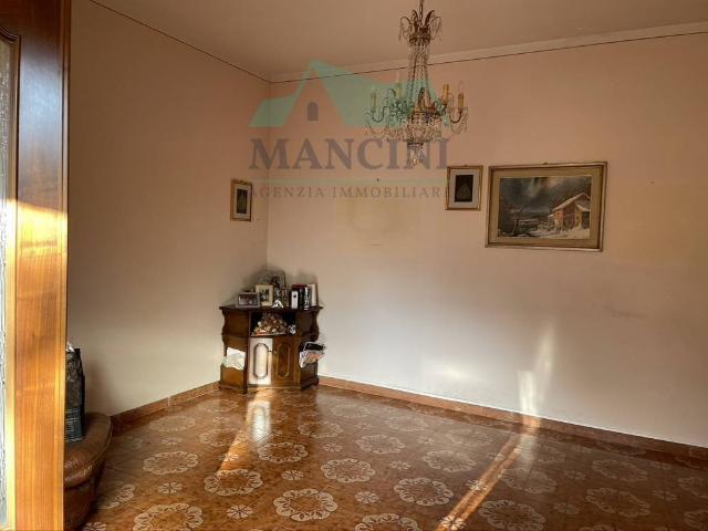 Casa indipendente in vendita a Serra San Quirico AN