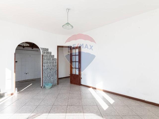 Casa indipendente in vendita a Serra Ricco'