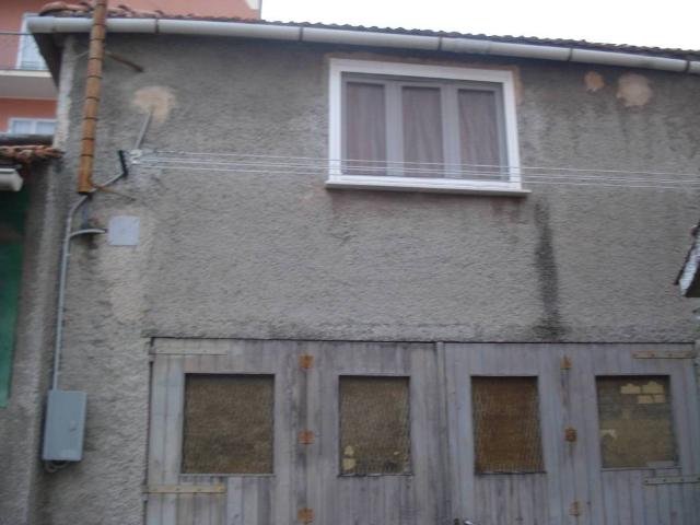 Casa indipendente in vendita a Serra Riccò GE