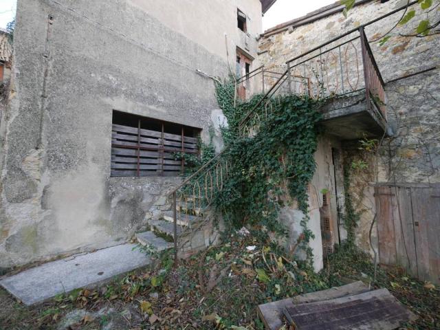 Casa indipendente in vendita a Serramazzoni MO