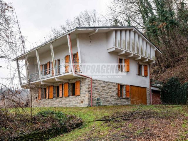 Casa indipendente in vendita a Serramazzoni MO