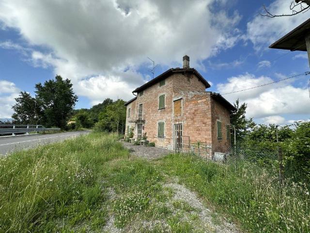 Casa indipendente in vendita a Serramazzoni MO