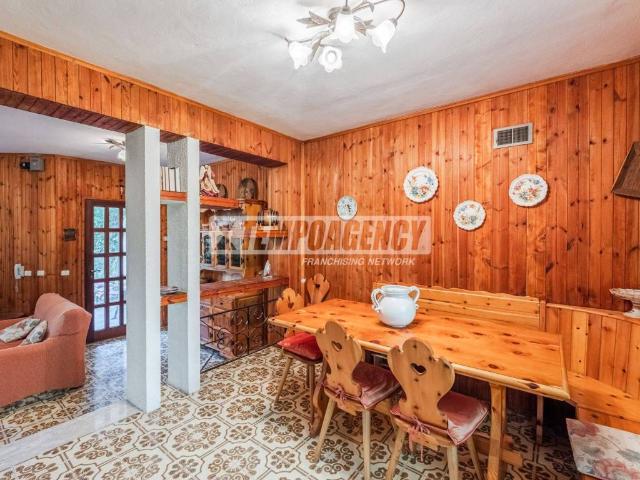 Casa indipendente in vendita a Serramazzoni MO