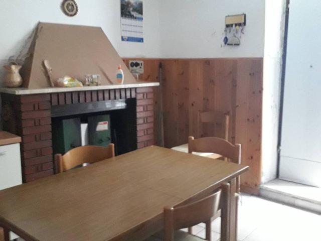 Casa indipendente in vendita a Serramonacesca PE