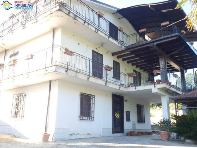 Casa indipendente in vendita a Sessa Aurunca CE