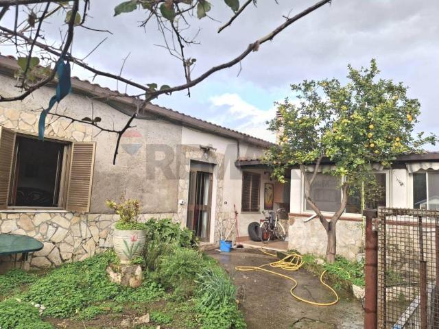 Casa indipendente in vendita a Sessa Aurunca CE