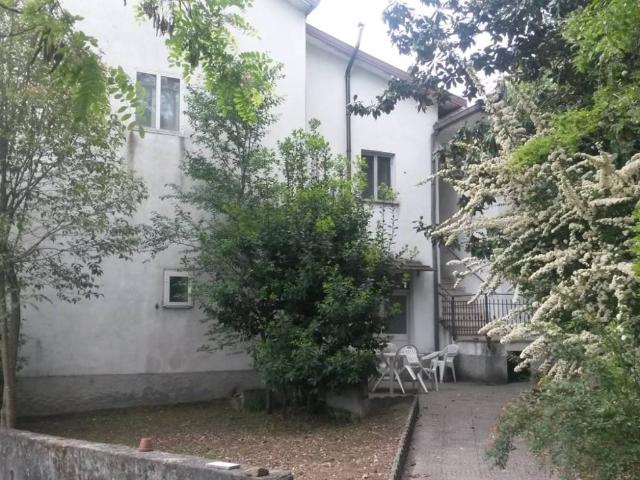 Casa indipendente in vendita a Sesto Campano IS