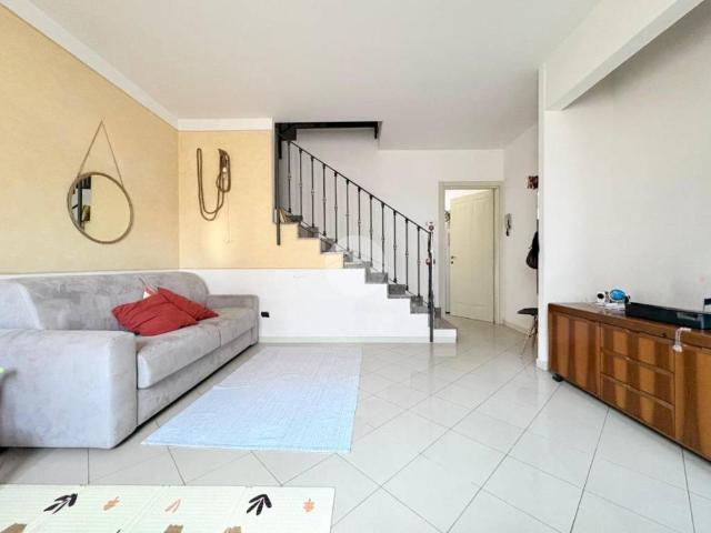 Casa indipendente in vendita a Sesto ed Uniti CR