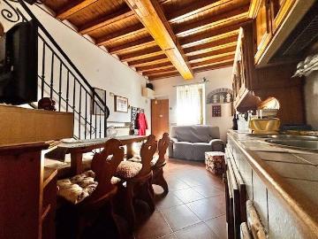 Casa indipendente in vendita a Sesto Fiorentino FI