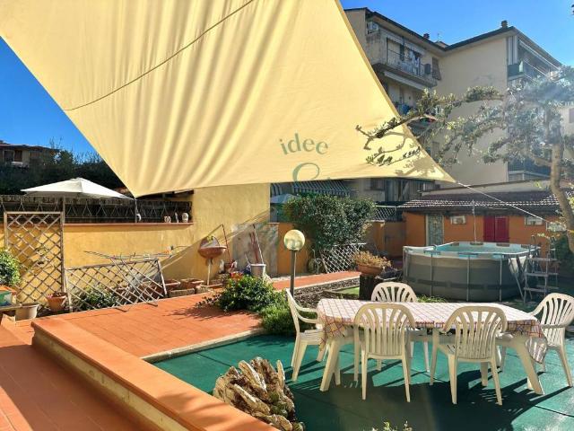 Casa indipendente in vendita a Sesto Fiorentino FI