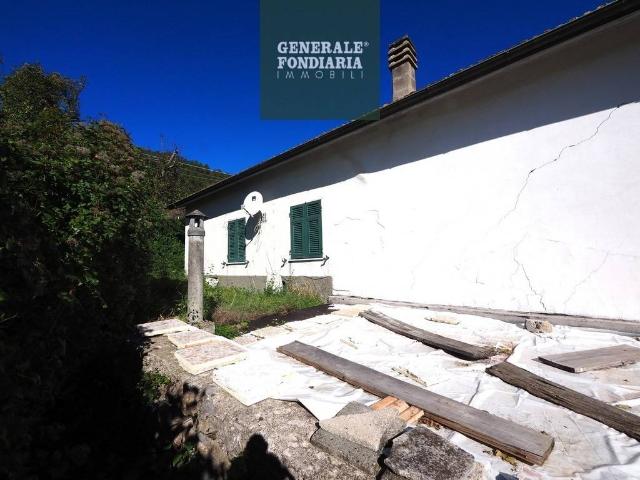 Casa indipendente in vendita a Sesta Godano SP