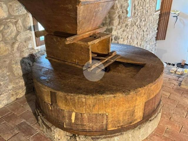 Casa indipendente in vendita a Sesta Godano SP
