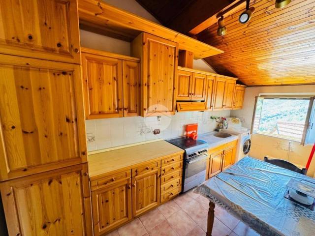 Casa indipendente in vendita a Sesta Godano SP