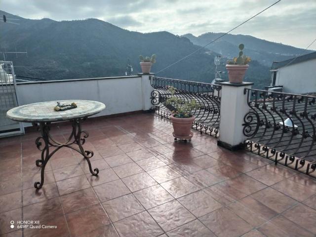 Casa indipendente in vendita a Sestri Levante GE