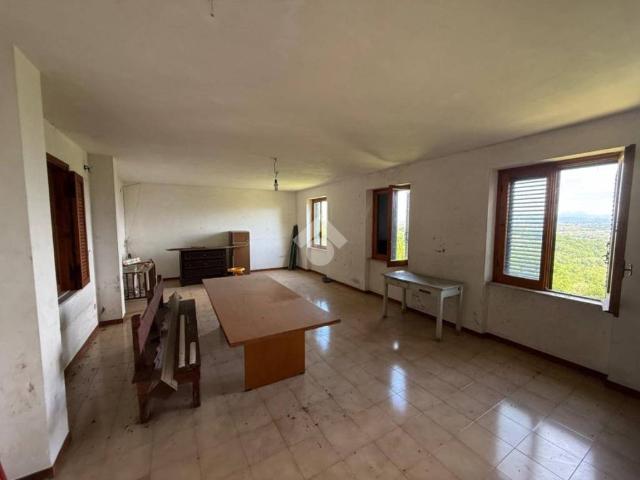 Casa indipendente in vendita a Sgurgola FR
