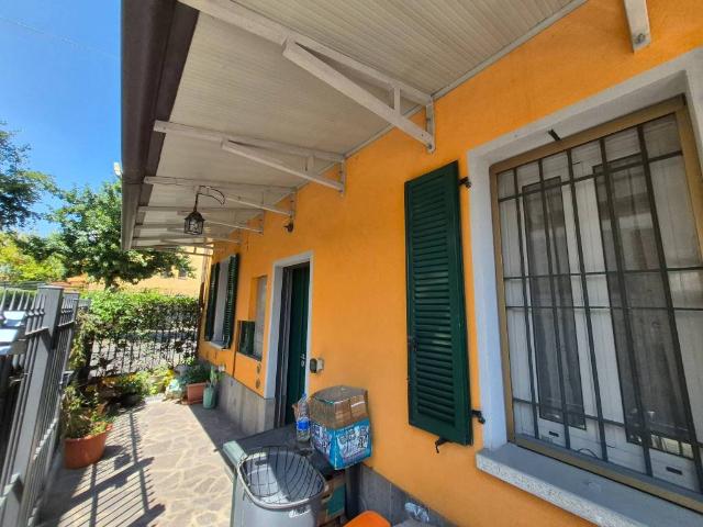 Casa indipendente in vendita a Siziano PV