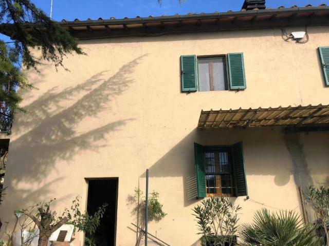 Casa indipendente in vendita a Siena SI