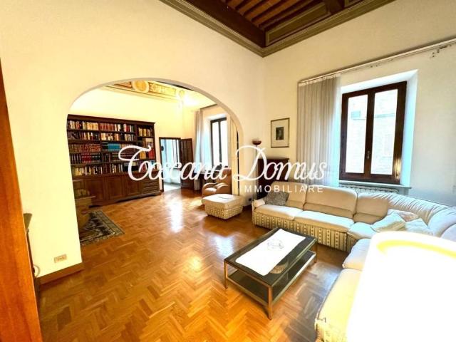 Casa indipendente in vendita a Siena SI