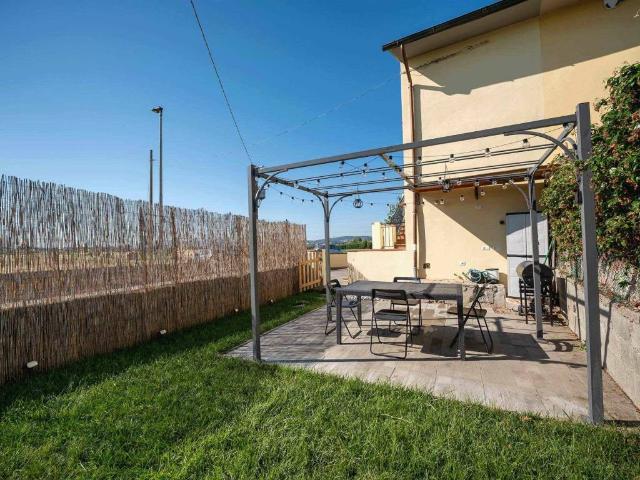 Casa indipendente in vendita a Signa FI
