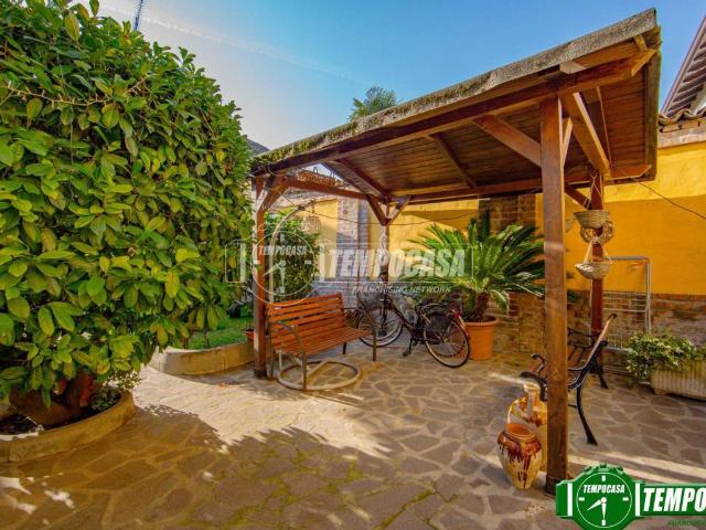 Casa indipendente in vendita a Silvano Pietra PV