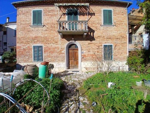 Casa indipendente in vendita a Sinalunga SI