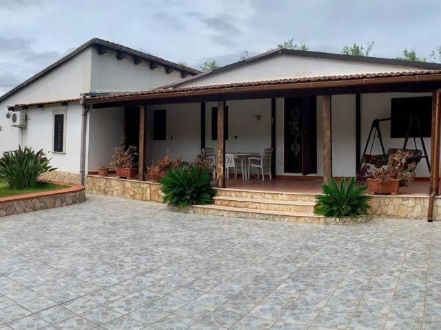 Casa indipendente in vendita a Siracusa SR