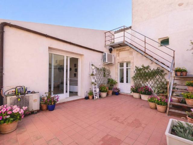 Casa indipendente in vendita a Siracusa SR