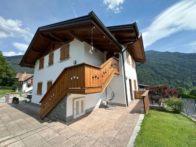 Casa indipendente in vendita a Spiazzo TN
