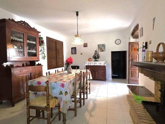 Casa indipendente in vendita a Spoleto PG