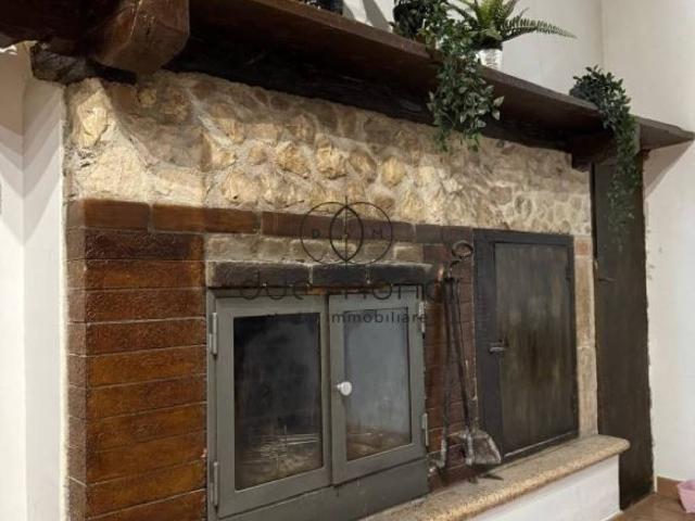 Casa indipendente in vendita a Spoleto PG