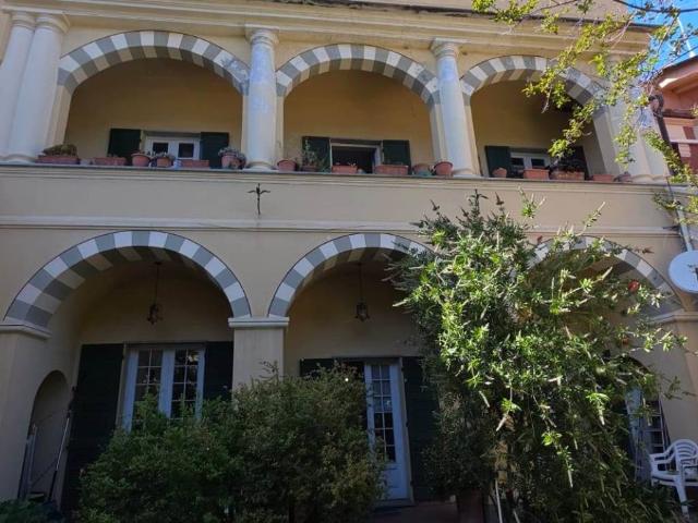 Casa indipendente in vendita a Spotorno SV