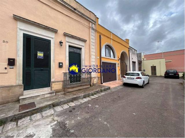 Casa indipendente in vendita a Squinzano LE
