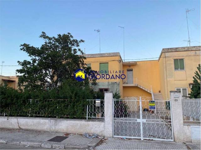 Casa indipendente in vendita a Squinzano LE