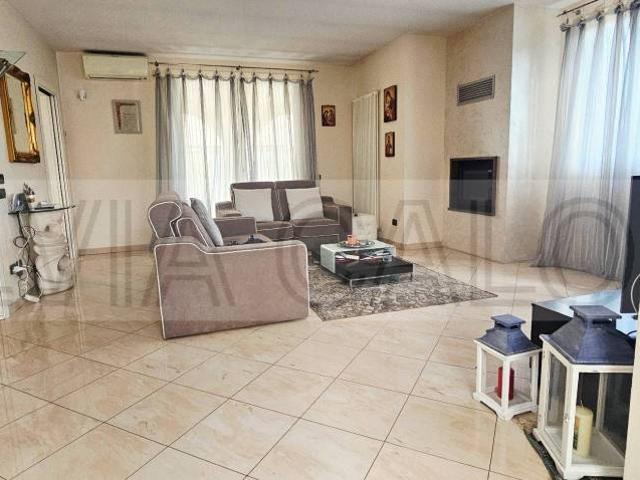 Casa indipendente in vendita a Stanghella piazza Pighin