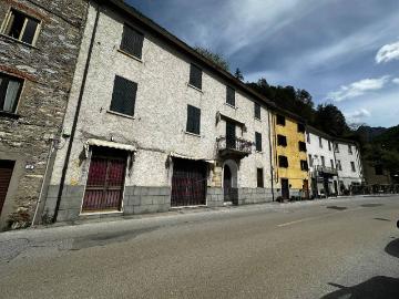 Casa indipendente in vendita a Stazzema LU