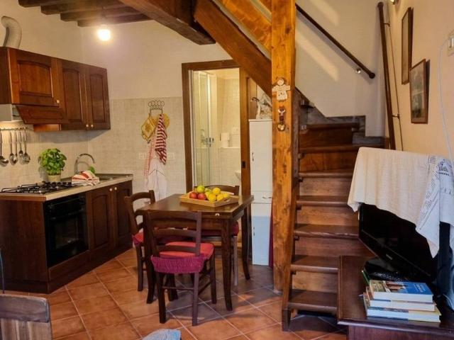 Casa indipendente in vendita a Stazzema LU