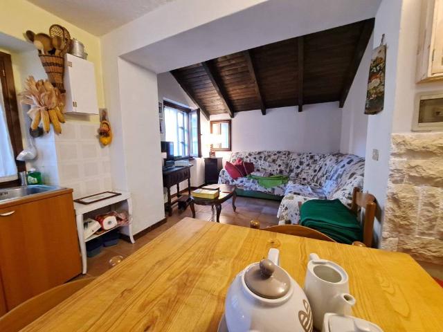 Casa indipendente in vendita a Stazzona CO