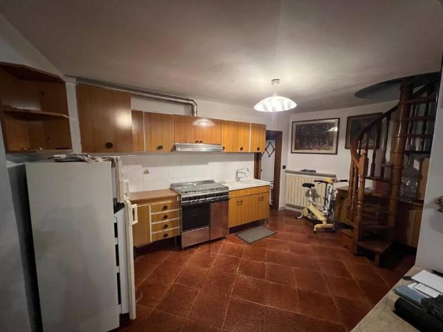 Casa indipendente in vendita a Stezzano BG