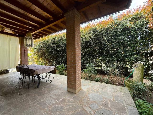 Casa indipendente in vendita a Stezzano BG