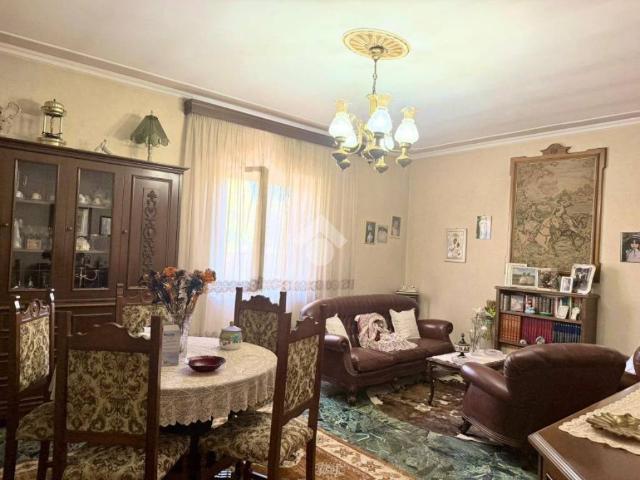 Casa indipendente in vendita a Stimigliano RI