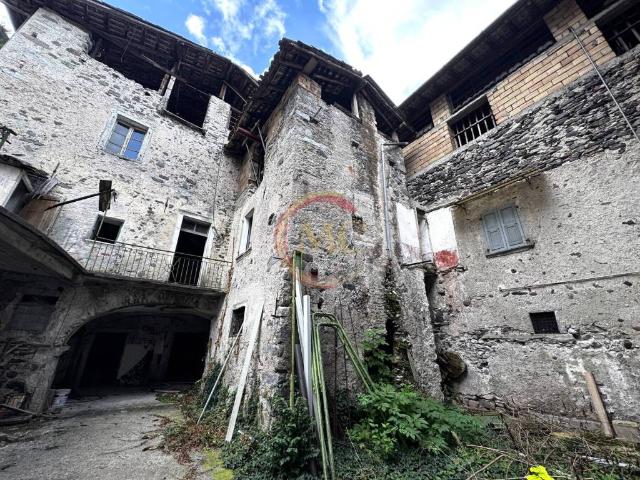 Casa indipendente in vendita a Storo TN